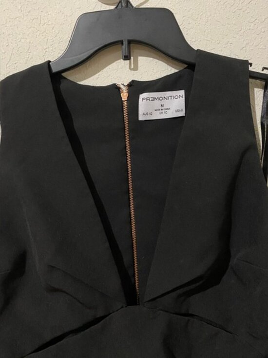 Premonition Top - Picture 2 of 4